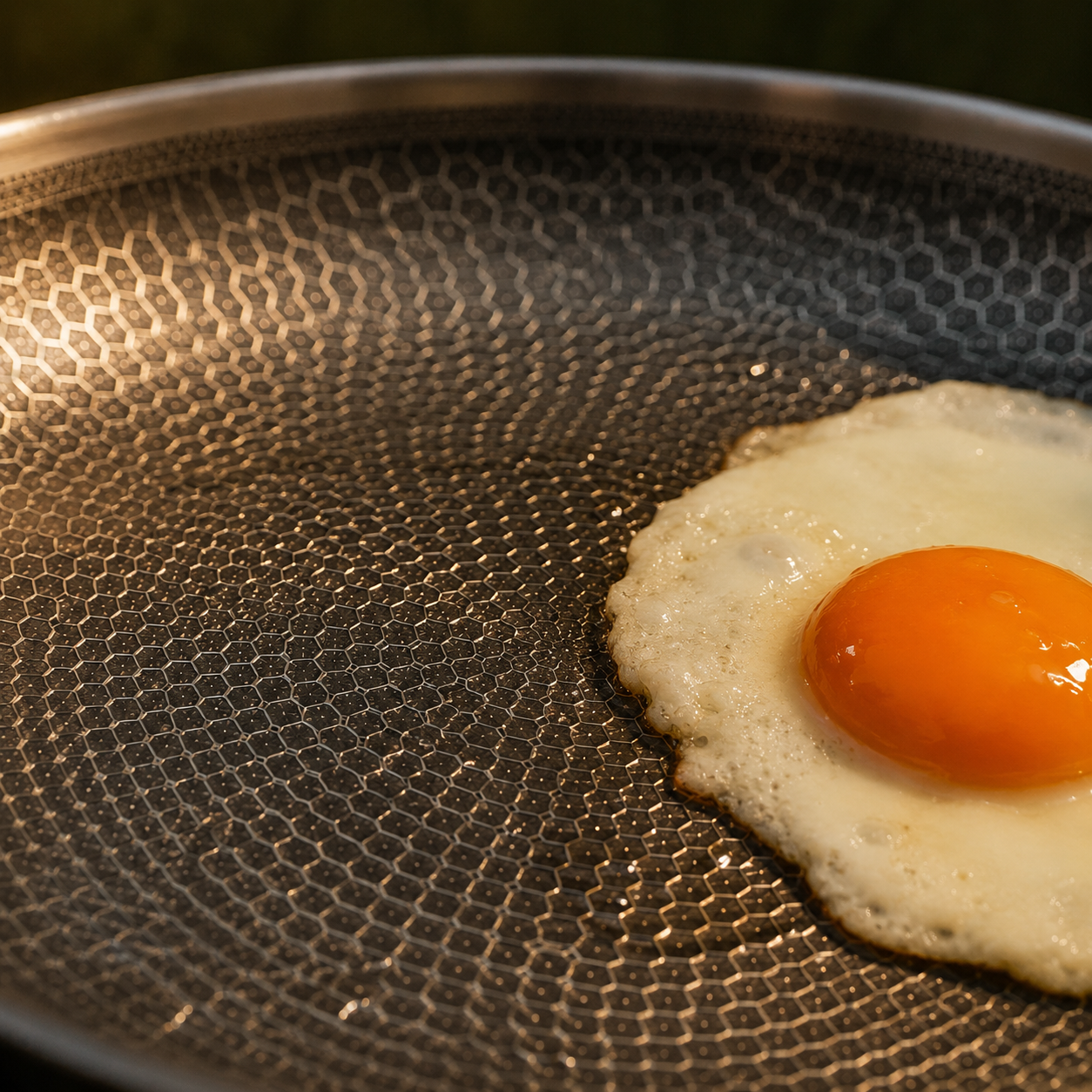The Sunday Pan — 28cm Solid-Forged Titanium